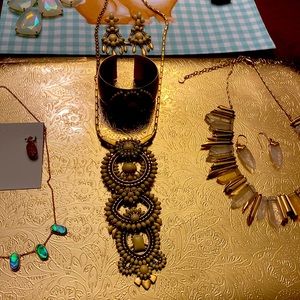 Stella &Dot necklace,earrings and bracelet/ all three pieces $75